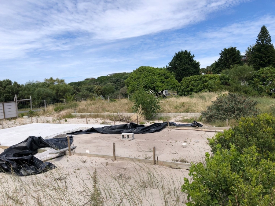 Commercial Property for Sale in Pearly Beach Western Cape